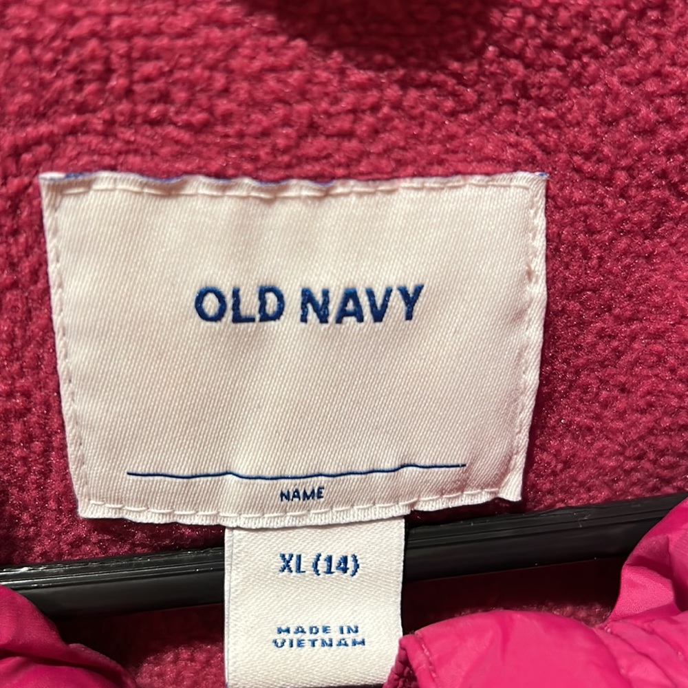 💚HP💚Old Navy Puffer Vest - Picture 3 of 4